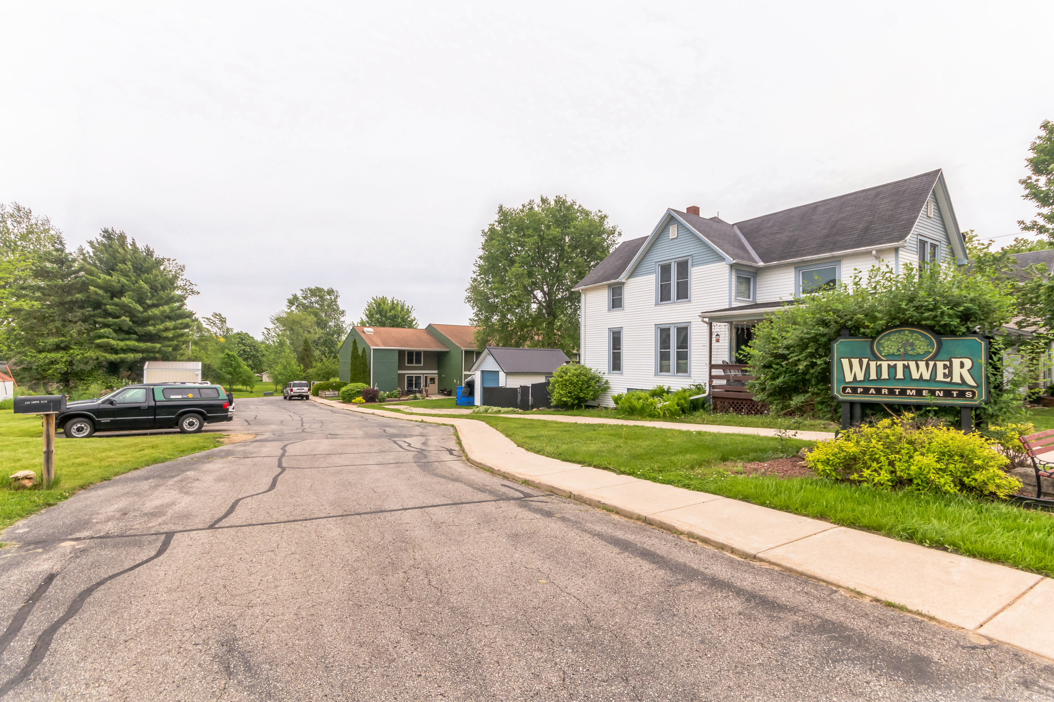 2048x1365-120_S_Main_St__Monticello__WI_53570__USA-WedMay2220241716360053164.JPG