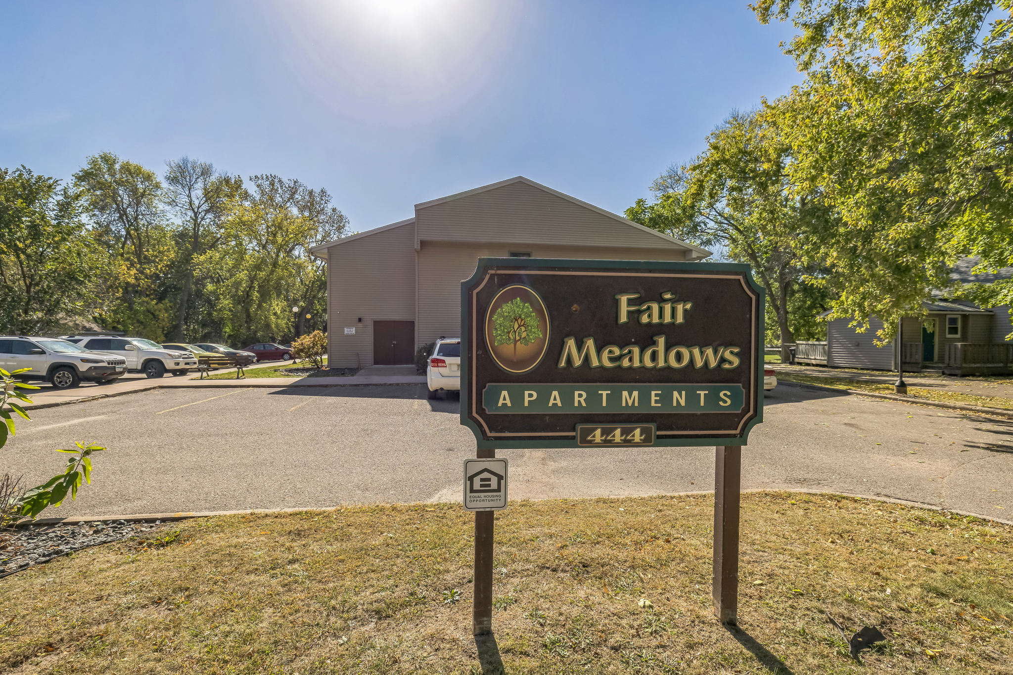 252444_W_5th_St_New_Richmond_WI_54017_USA-Exterior-IMG_5064.jpg