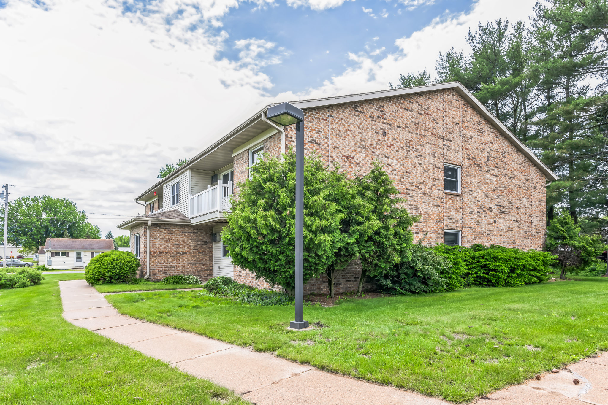 3435183_3rd_Ave_Pittsville_WI_54466_USA-Exterior-DSC_8024.jpg