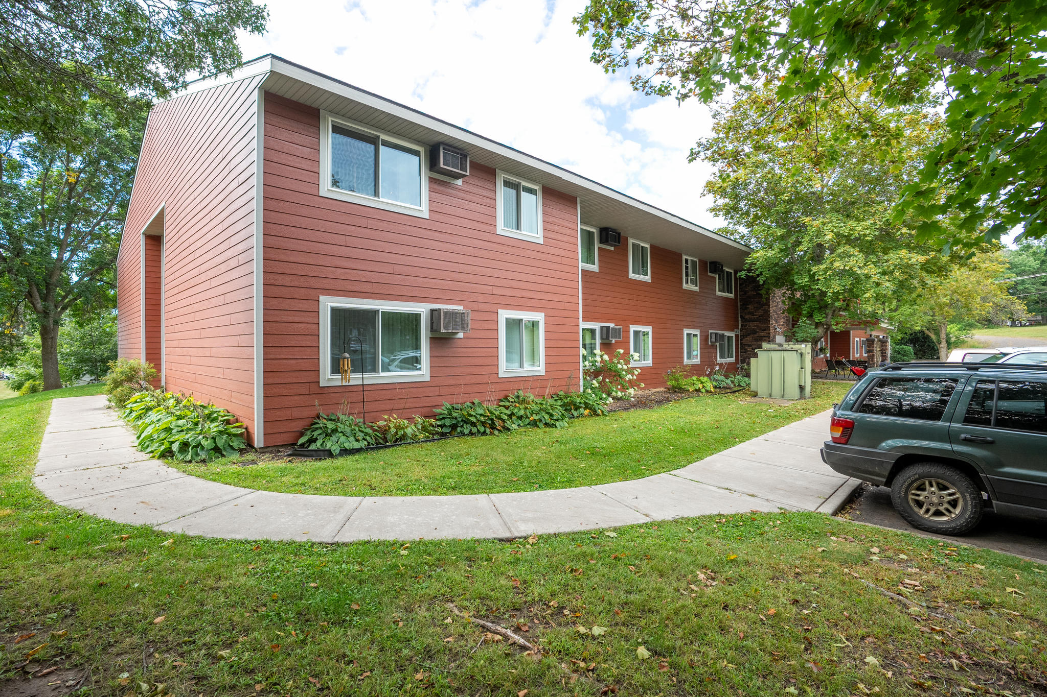 366814_Elm_Dr_Spooner_WI_54801_USA-Exterior-F2S04609.jpg