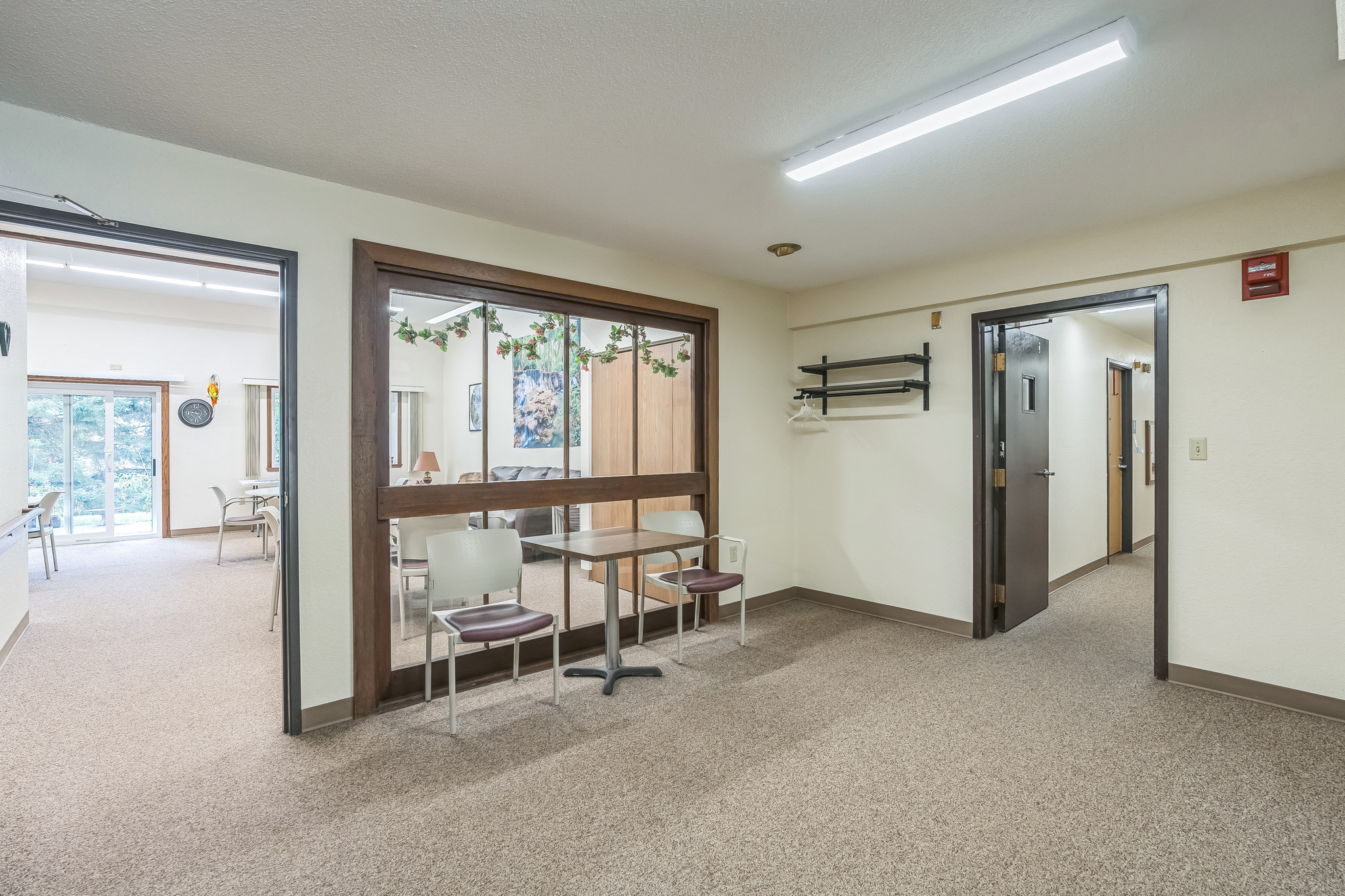 366814_Elm_Dr_Spooner_WI_54801_USA-Foyer-F2S04591.jpg