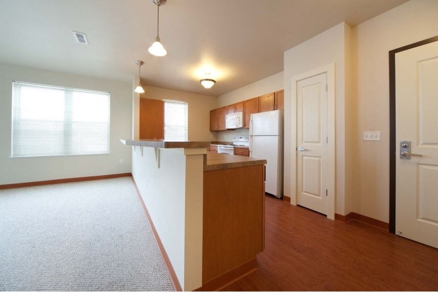 394kitchen.JPG