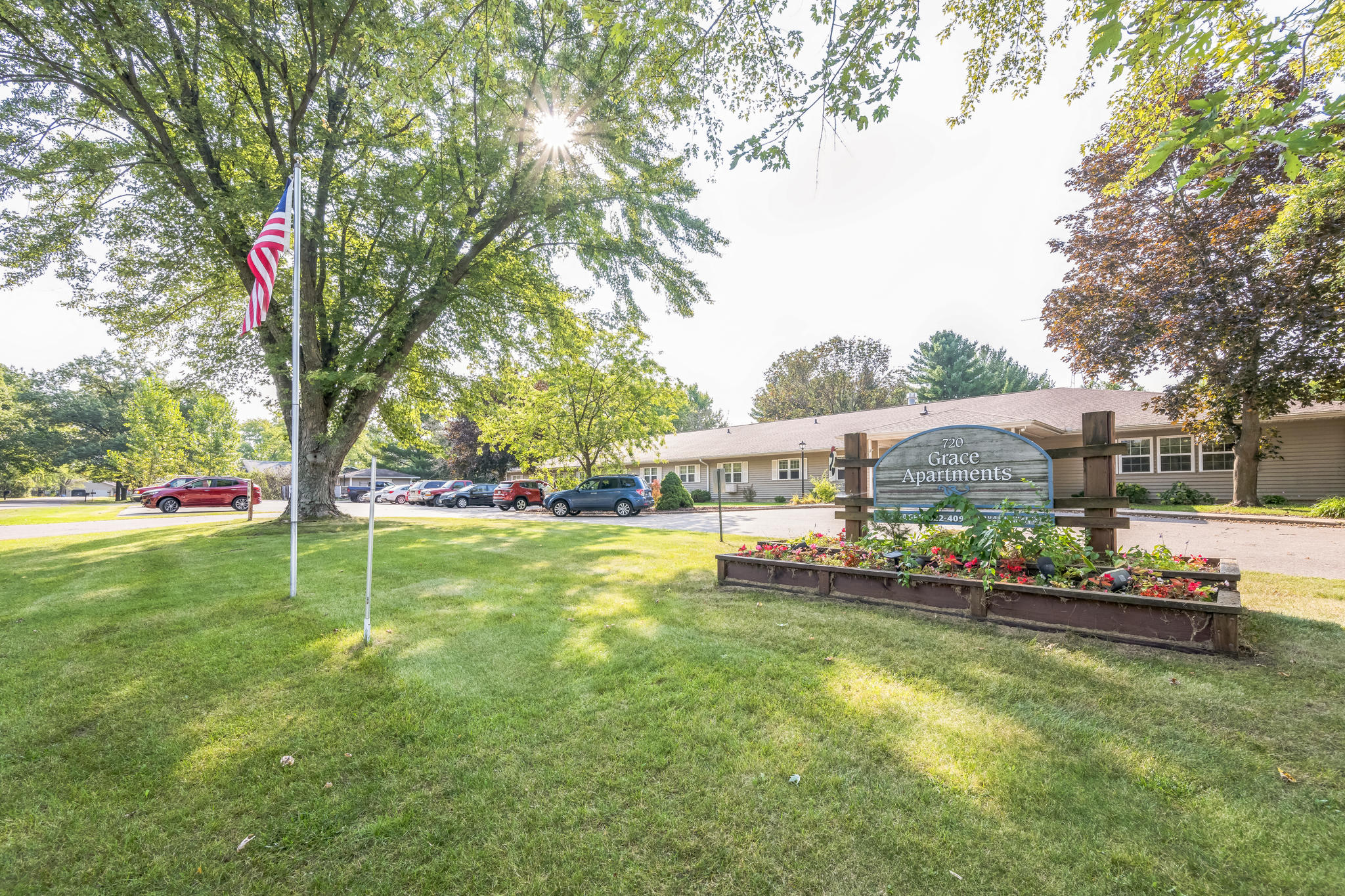 720_Grove_Ave_Wild_Rose_WI_54984_USA-Exterior-IMG_3509.jpg
